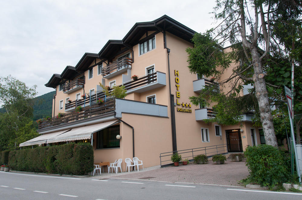 Hotel Dolomiti Levico Terme Luaran gambar